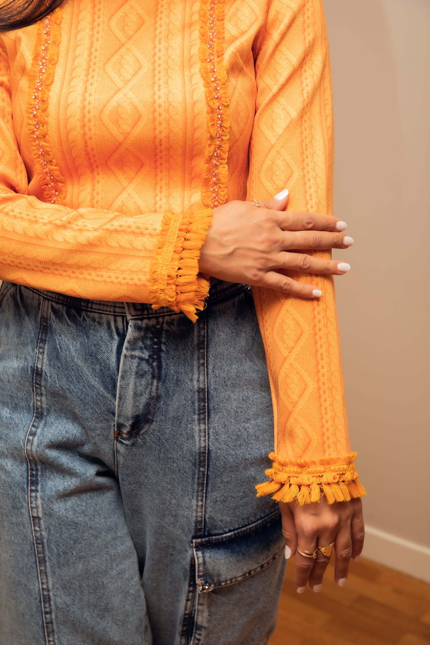 Top orange avec col roulé