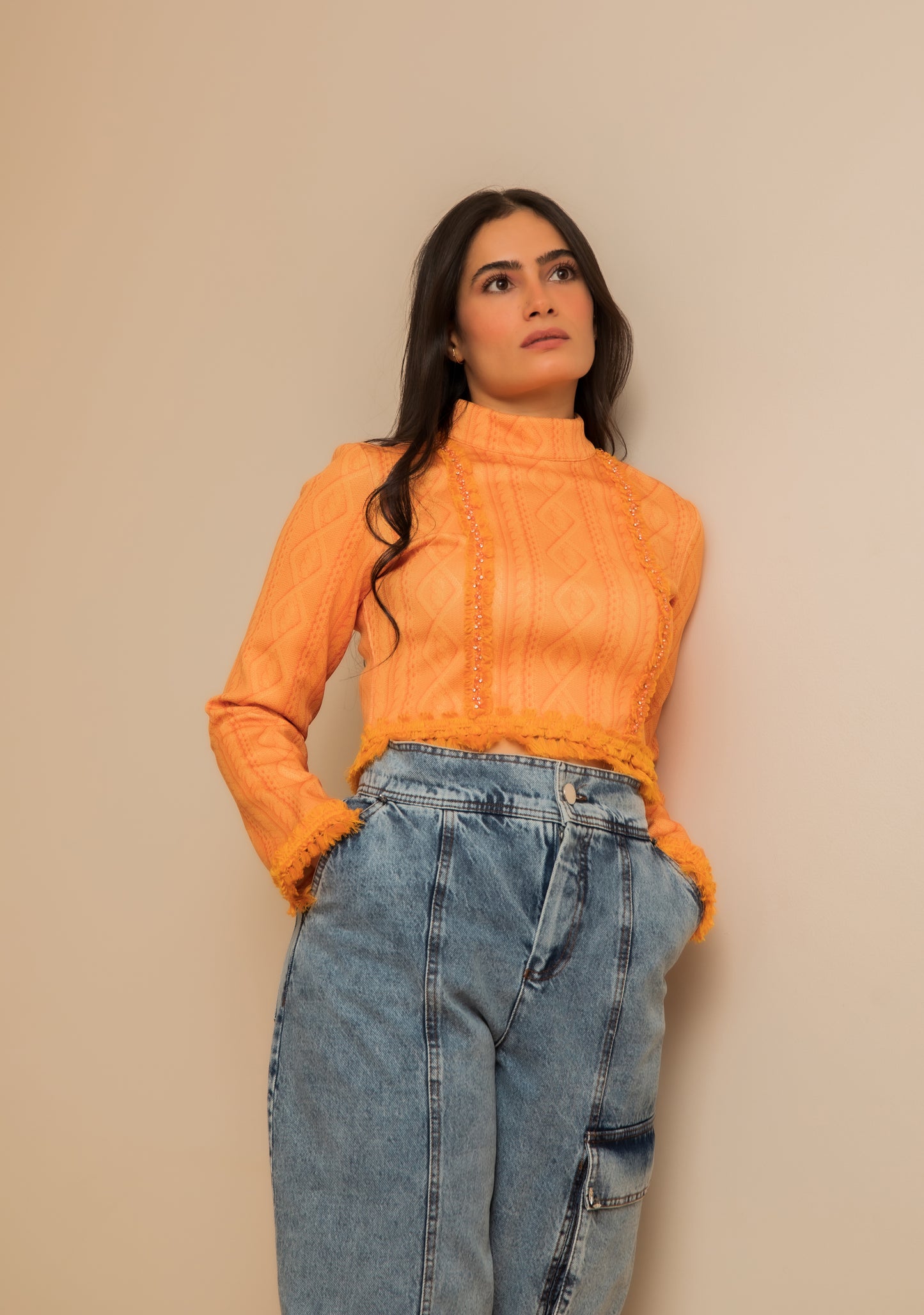 Top orange avec col roulé